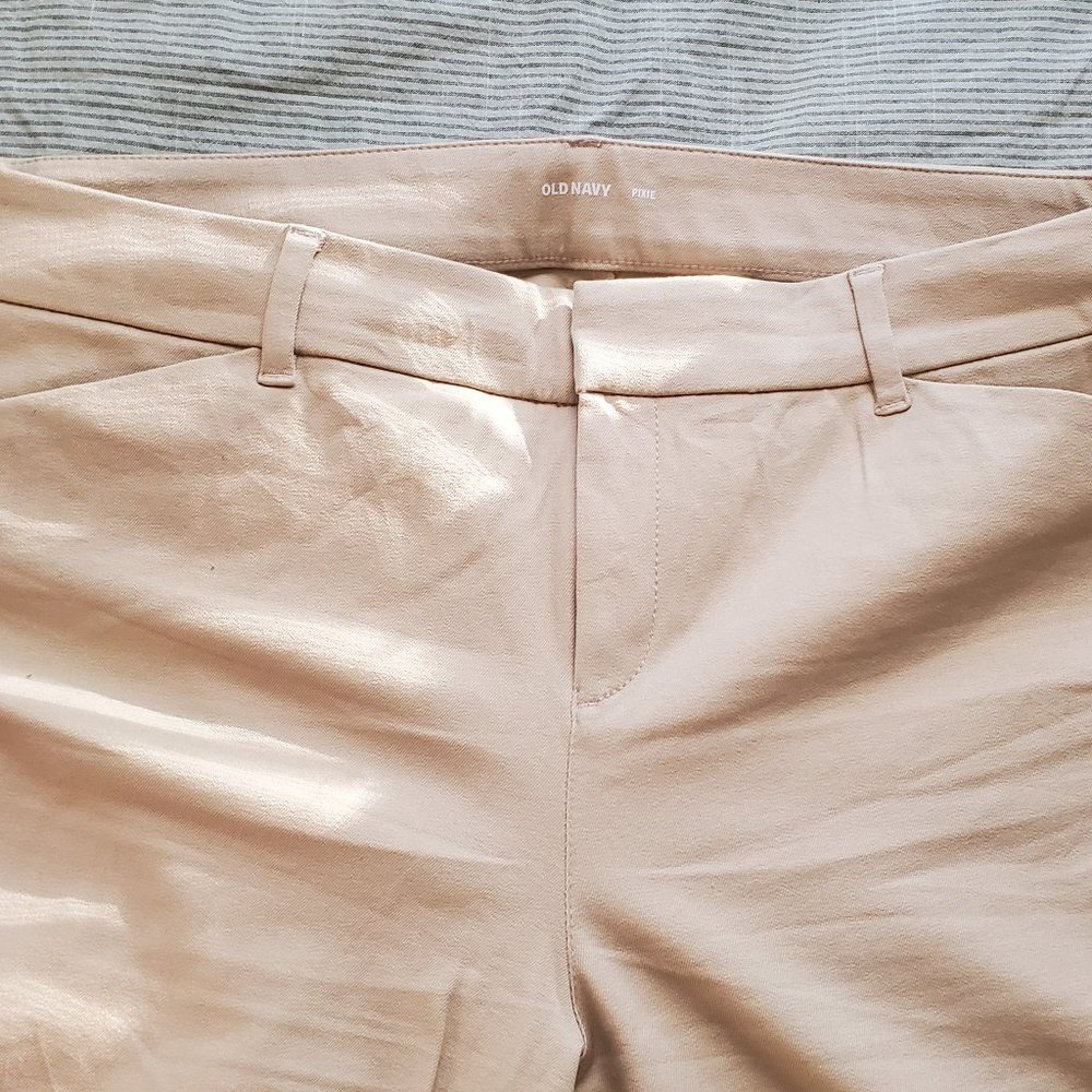 Old Navy Pixie Full Length Khaki Pants